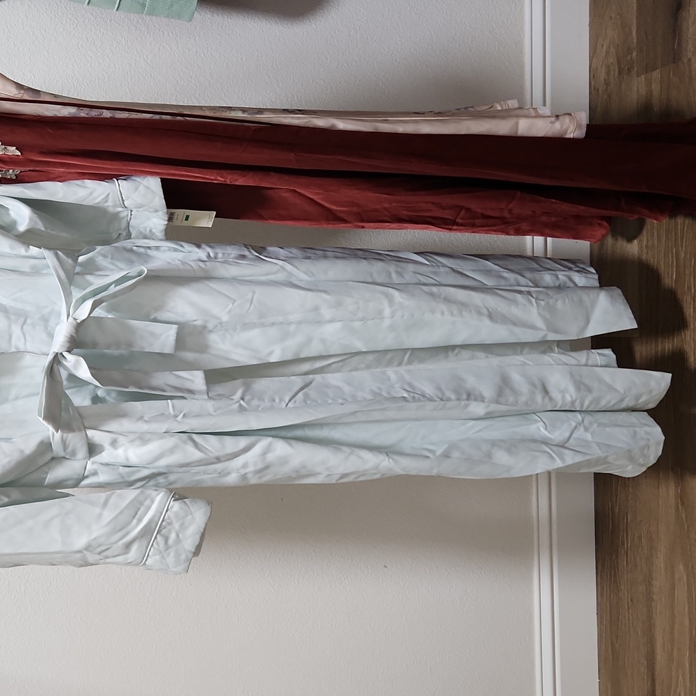 Oscar de la Renta Robe - Picture 2 of 5